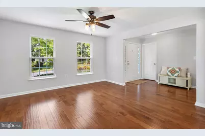 17204 Rosecliff Court, Round Hill, VA 20141 - Photo 7