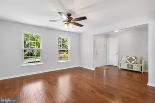 17204 Rosecliff Ct, Round Hill, VA 20141 - Photo 7