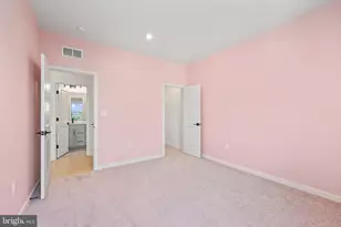 20912 Bluebird Sq, Sterling, VA 20165 - Photo 29