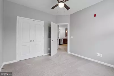 24546 Byrne Meadow Square, Aldie, VA 20105 - Photo 33
