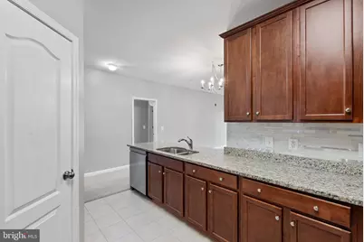 24546 Byrne Meadow Square, Aldie, VA 20105 - Photo 19