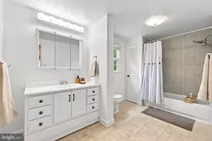 1205 Bradfield Dr SW, Leesburg, VA 20175 - Photo 25