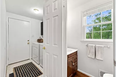 1205 Bradfield Drive SW, Leesburg, VA 20175 - Photo 21