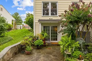 1205 Bradfield Dr SW, Leesburg, VA 20175 - Photo 41