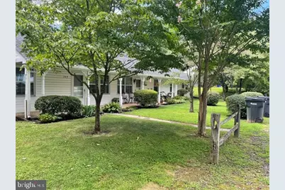 208 Maple Street #204, Middleburg, VA 20117 - Photo 1
