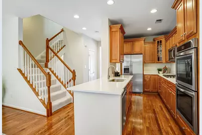 21933 Windy Oaks Square, Broadlands, VA 20148 - Photo 11