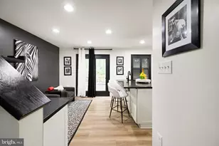 208 Occoquan Terrace SW, Leesburg, VA 20175 - Photo 17
