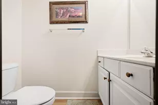 208 Occoquan Terrace SW, Leesburg, VA 20175 - Photo 27