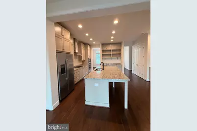 22992 Brooksbank Square, Brambleton, VA 20148 - Photo 5