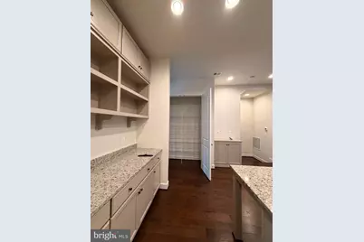 22992 Brooksbank Square, Brambleton, VA 20148 - Photo 29