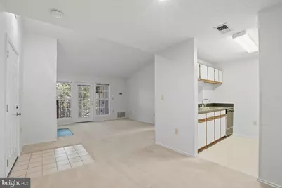 21009 Timber Ridge Terrace #304, Ashburn, VA 20147 - Photo 3