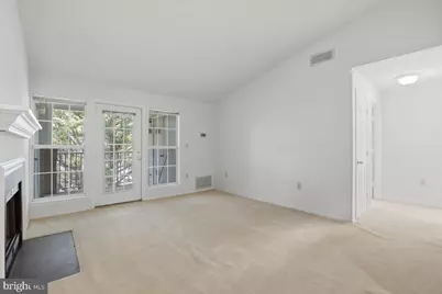 21009 Timber Ridge Terrace #304, Ashburn, VA 20147 - Photo 7