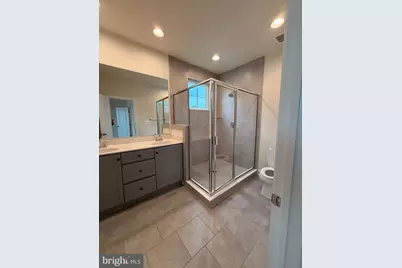 22992 Brooksbank Square, Brambleton, VA 20148 - Photo 17