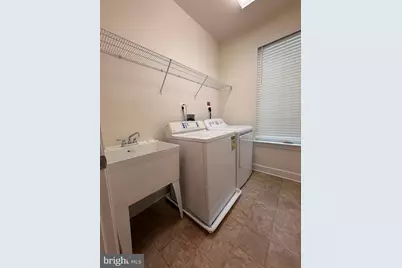 22992 Brooksbank Square, Brambleton, VA 20148 - Photo 15