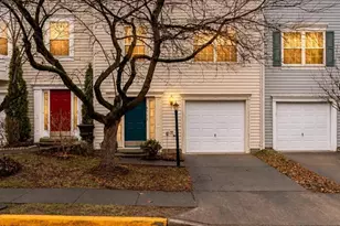18775 Trident Sq, Leesburg, VA 20176 - Photo 3