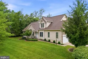 25189 Fortitude Terrace, Chantilly, VA 20152 - Photo 3