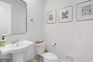 42231 Shining Star Sq, Ashburn, VA 20148 - Photo 15