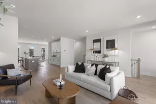42231 Shining Star Sq, Ashburn, VA 20148 - Photo 13