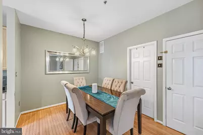 20414 Cool Fern Square, Ashburn, VA 20147 - Photo 9