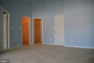 21958 Windy Oaks Square, Broadlands, VA 20148 - Photo 3