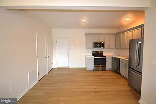 20508 Milbridge Ter, Ashburn, VA 20147 - Photo 9