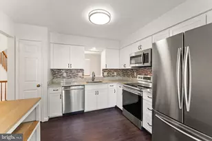 43247 Clearnight Terrace, Ashburn, VA 20147 - Photo 11