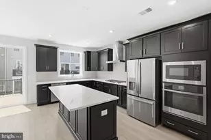 42200 Shining Star Sq, Brambleton, VA 20148 - Photo 7
