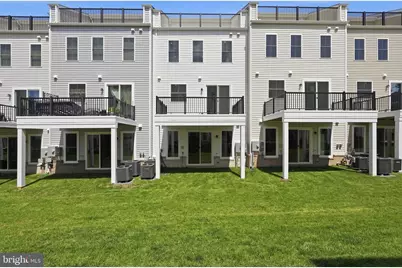42200 Shining Star Square, Brambleton, VA 20148 - Photo 23