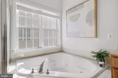 25209 Eisenhower Drive, Chantilly, VA 20152 - Photo 33
