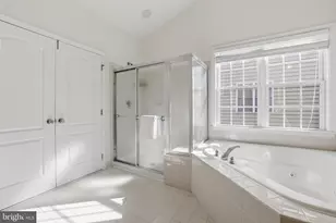 25209 Eisenhower Dr, Chantilly, VA 20152 - Photo 35
