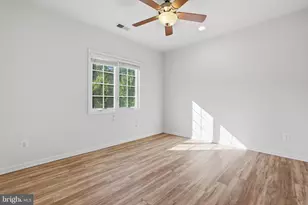 25209 Eisenhower Dr, Chantilly, VA 20152 - Photo 45