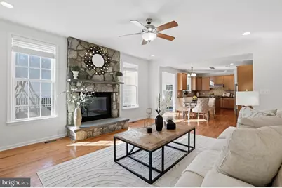25209 Eisenhower Drive, Chantilly, VA 20152 - Photo 19