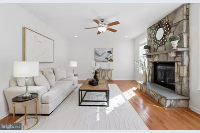 25209 Eisenhower Drive, Chantilly, VA 20152 - Photo 21