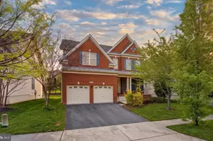25209 Eisenhower Dr, Chantilly, VA 20152 - Photo 1
