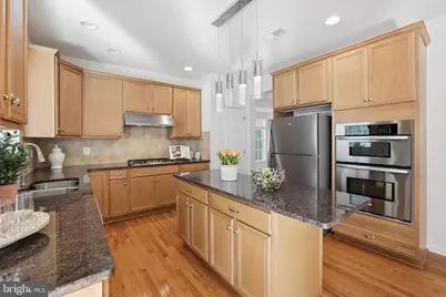 25209 Eisenhower Drive, Chantilly, VA 20152 - Photo 17