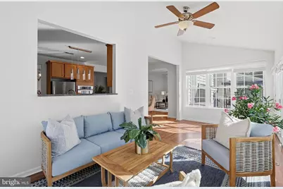 25209 Eisenhower Drive, Chantilly, VA 20152 - Photo 15