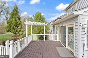 25209 Eisenhower Dr, Chantilly, VA 20152 - Photo 67