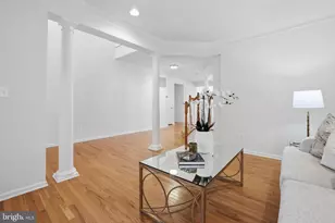 25209 Eisenhower Dr, Chantilly, VA 20152 - Photo 5