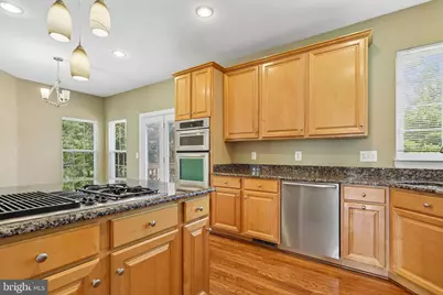 43081 Binkley Circle, Leesburg, VA 20176 - Photo 11