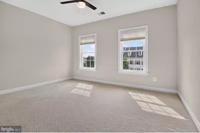 24949 Earlsford Drive, Chantilly, VA 20152 - Photo 25