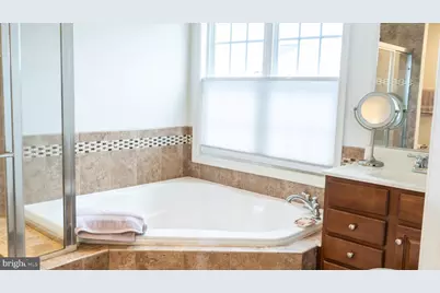 25095 Croxley Green Square, Aldie, VA 20105 - Photo 21