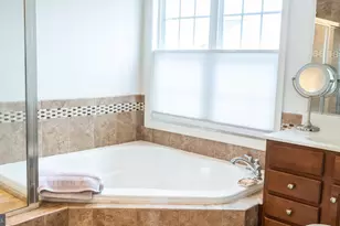 25095 Croxley Green Square, Aldie, VA 20105 - Photo 21