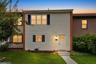 416 Crestwood St SW, Leesburg, VA 20175 - Photo 1