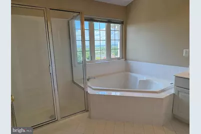 19217 Sweig Terrace, Leesburg, VA 20176 - Photo 11