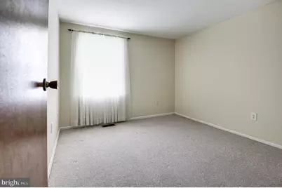 110 N Garfield Road, Sterling, VA 20164 - Photo 17