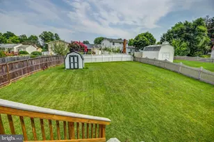 110 N Garfield Rd, Sterling, VA 20164 - Photo 29