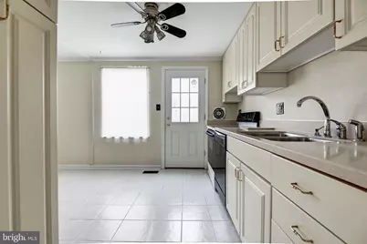 110 N Garfield Road, Sterling, VA 20164 - Photo 13