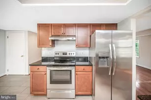 108 Plum Tree Ct, Sterling, VA 20164 - Photo 15