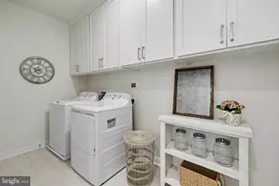 43091 Wynridge Dr, Broadlands, VA 20148 - Photo 11