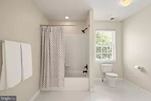 17276 Magic Mountain Dr, Round Hill, VA 20141 - Photo 21